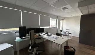  BUREAUX 232 M² REZE