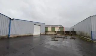  LOCAL D'ACTIVITES 442 m² GUISSENY