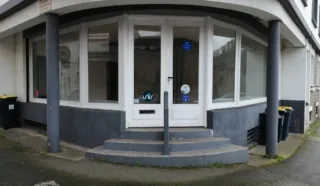  LOCAL COMMERCIAL / BUREAUX HENNEBONT 60 m²