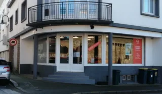  LOCAL COMMERCIAL / BUREAUX HENNEBONT 60 m²