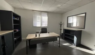  LOCAUX D'ACTIVITÉS 380 M² CARQUEFOU