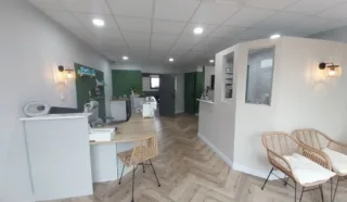  LOCAL COMMERCIAL PLOEREN 62 m²