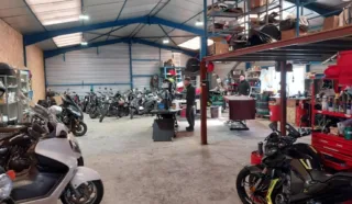 LOCAUX D'ACTIVITÉS 532 M² BASSE GOULAINE