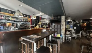  LOCAUX COMMERCIAUX 70 M² NANTES