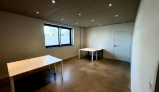  BUREAUX 102 m² ST GREGOIRE