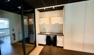  BUREAUX 102 m² ST GREGOIRE