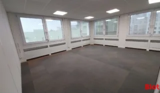  BUREAUX 141 M² NANTES