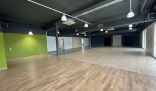  LOCAL COMMERCIAL LORIENT 1 240 m²