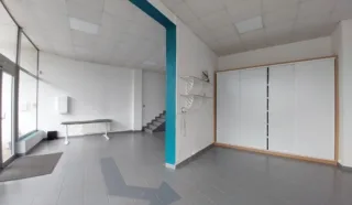 BUREAUX LOCAUX COMMERCIAUX 77 M² SAINT NAZAIRE