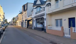  LOCAUX COMMERCIAUX 80 M² PORNICHET