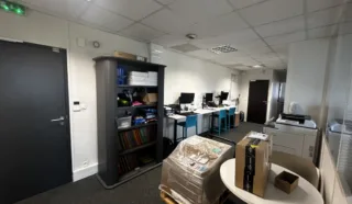  BUREAUX 78 M² NANTES