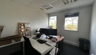  BUREAUX 78 M² NANTES