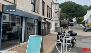  LOCAUX COMMERCIAUX 40 M² LA BAULE ESCOUBLAC
