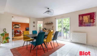 Maison 6 pièce(s)