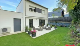 Maison 6 pièce(s)