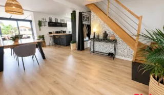 Maison 6 pièce(s)