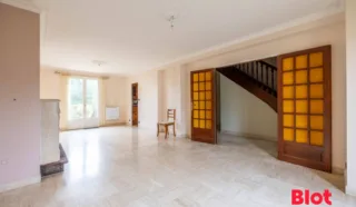 Maison 6 pièce(s)