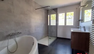 Maison 6 pièce(s)