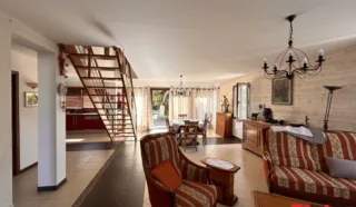 Maison 6 pièce(s)
