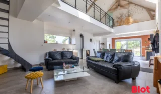 Maison 4 pièce(s)