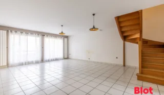 Maison 6 pièce(s)