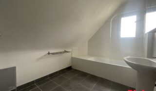 Maison 6 pièce(s)