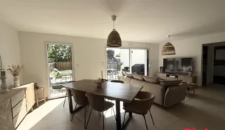 Maison 4 pièce(s)